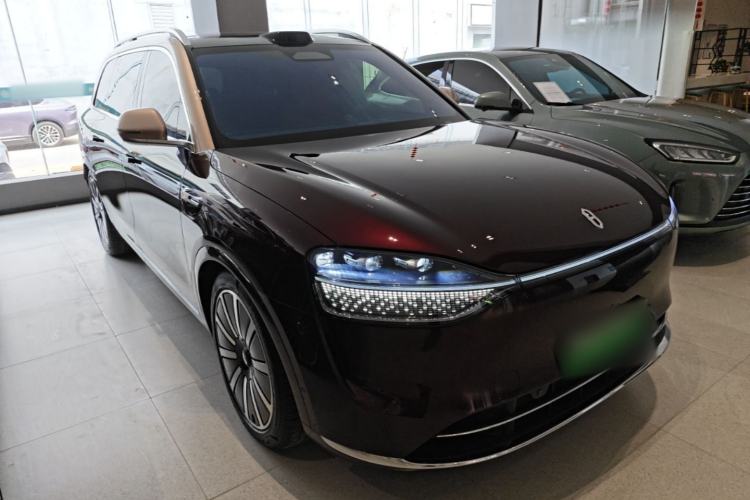 AITO M9 2025 — 3