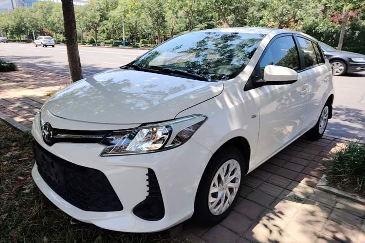 Toyota vios fs 2022 — фото 1