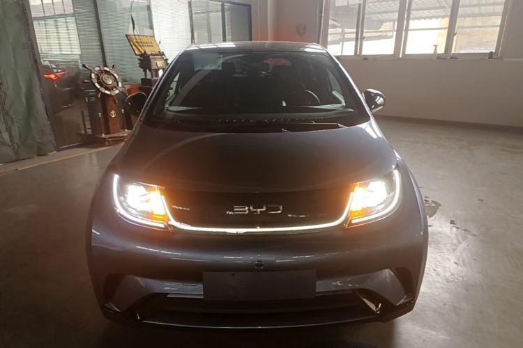 BYD Dolphin 2024 — 2