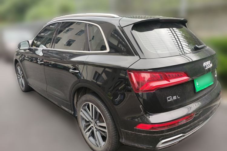 Audi Q5L 2020 — фото 4