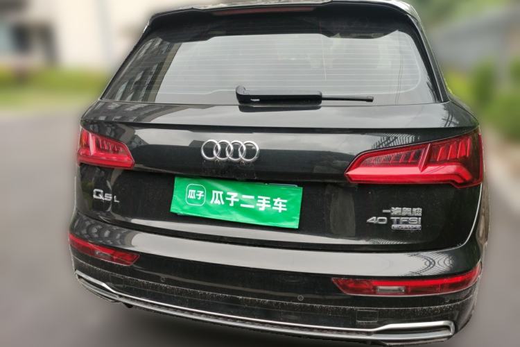 Audi Q5L 2020 — фото 5