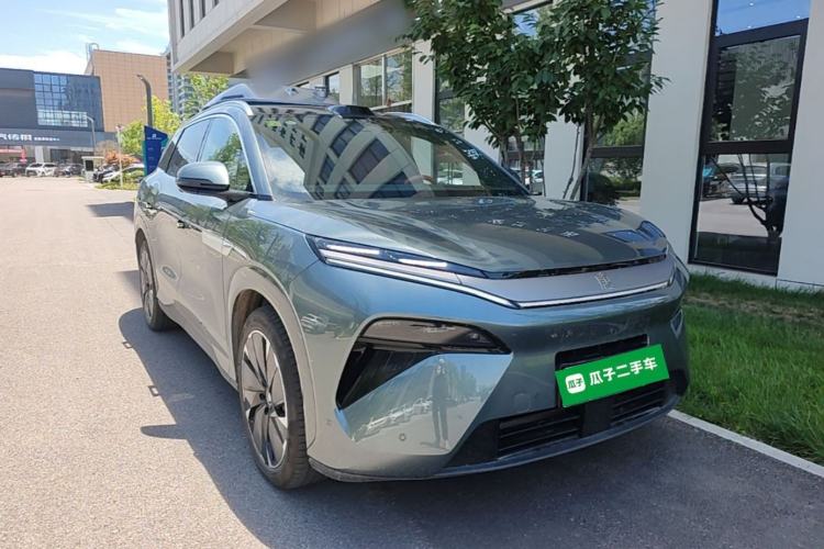 BYD Tang L 2025 — 3