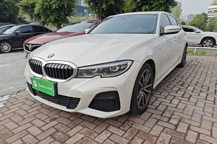 BMW 3 series 2021 — фото 1