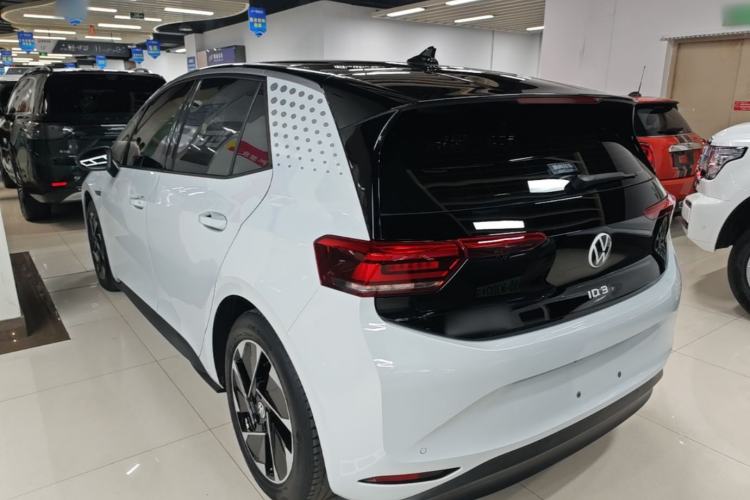 Volkswagen ID.3 2023 — 4