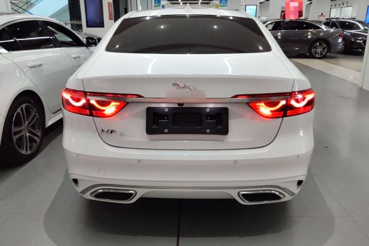 Jaguar XFL 2022 — 5