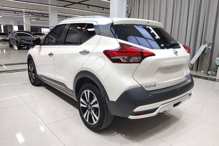 Nissan Kicks 2021 — 4