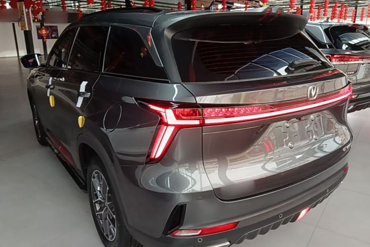 ChangAn CS75 PLUS 2022 — фото 4