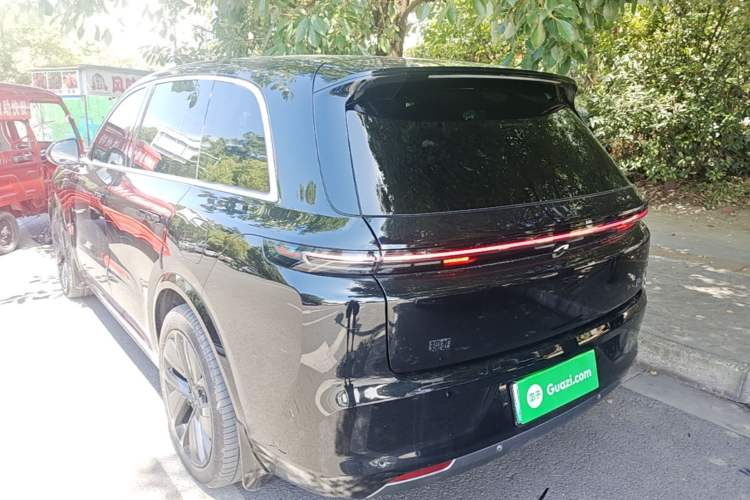 Li Auto L8 2024 — 4