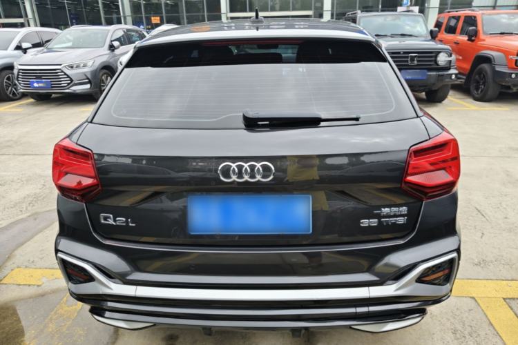 Audi Q2L 2022 — 5