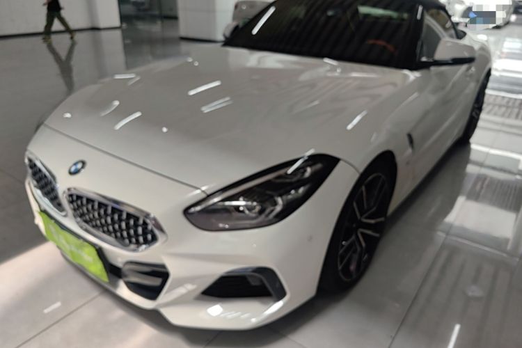 BMW z4 2022 — фото 1