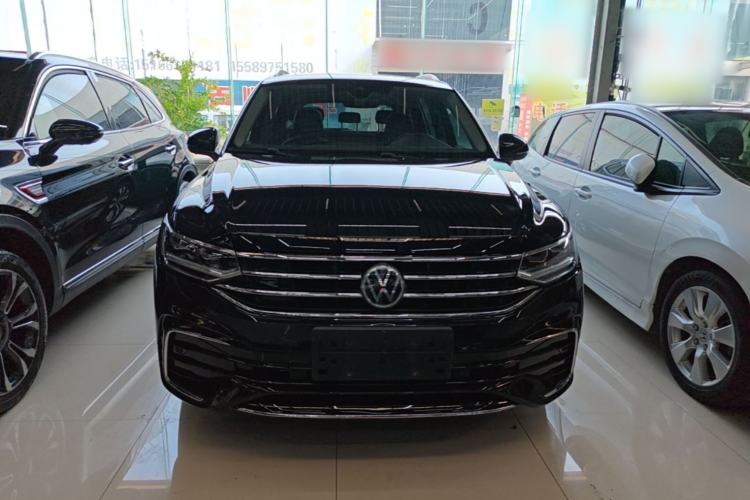 Volkswagen Tiguan L 2023 — фото 2