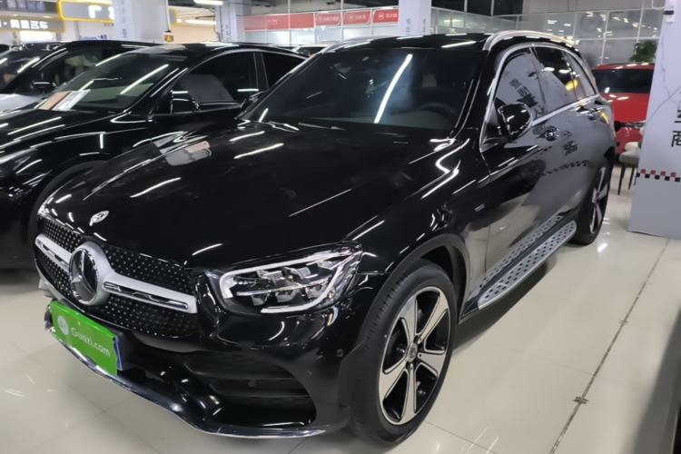 Mercedes-Benz GLC 300 L 2022 — фото 1