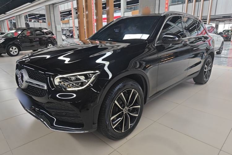Mercedes-Benz GLC 260 L 2021 — фото 1
