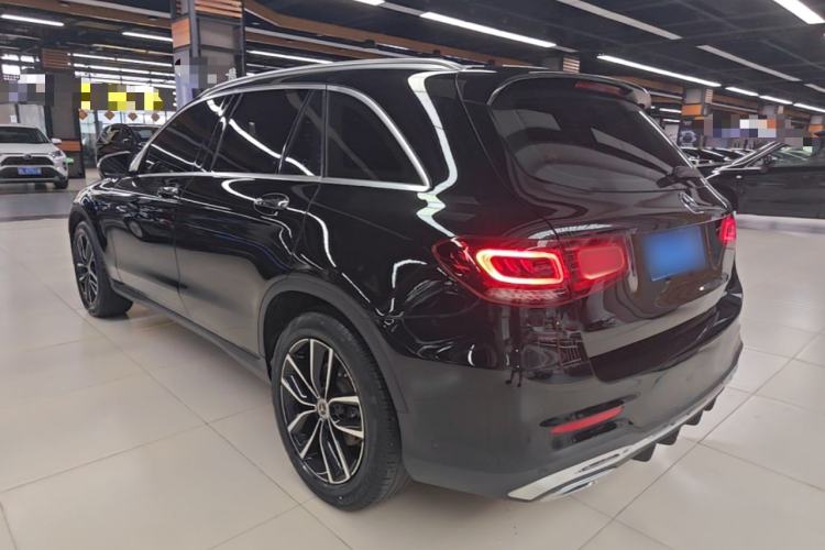 Mercedes-Benz GLC 260 L 2021 — фото 4
