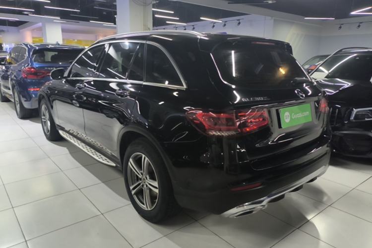 Mercedes-Benz GLC 260 L 2020 — фото 4