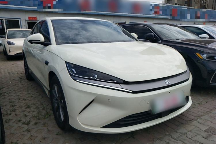 BYD Qin L 2025 — 3