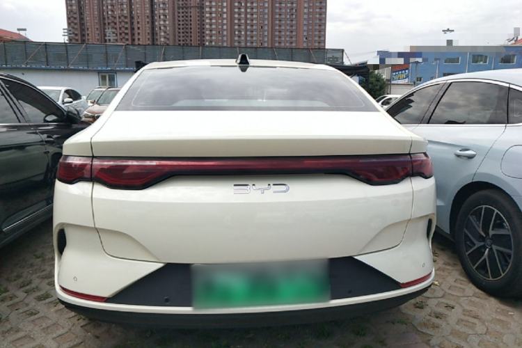 BYD Qin L 2025 — 5