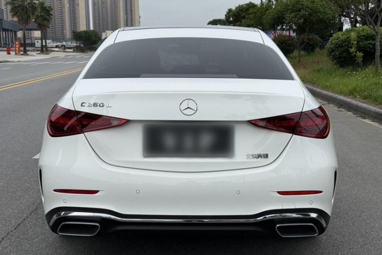 Mercedes-Benz C 260 L 2025 — 5