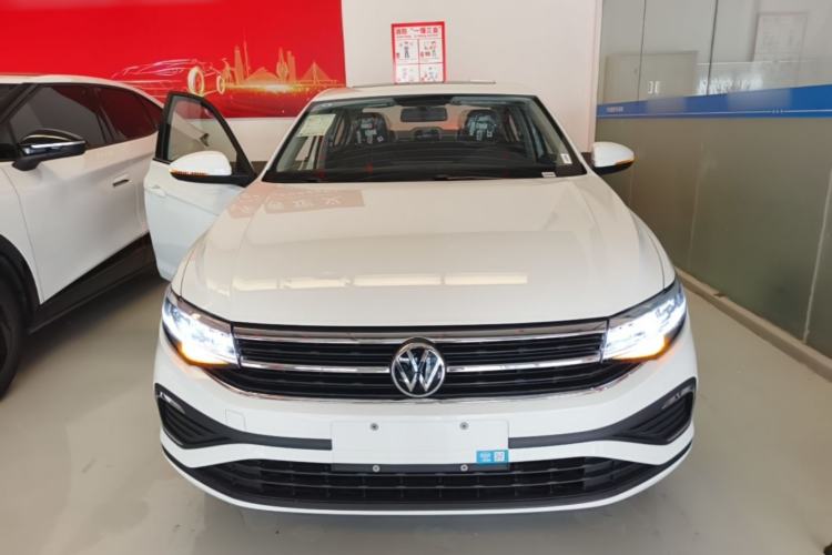 Volkswagen Bora 2026 — 2