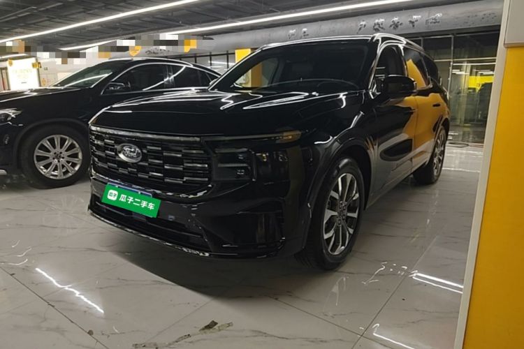 Ford Explorer 2023 — фото 1