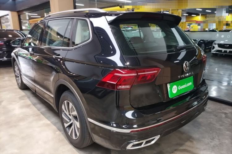 Volkswagen Tiguan L 2023 — 4