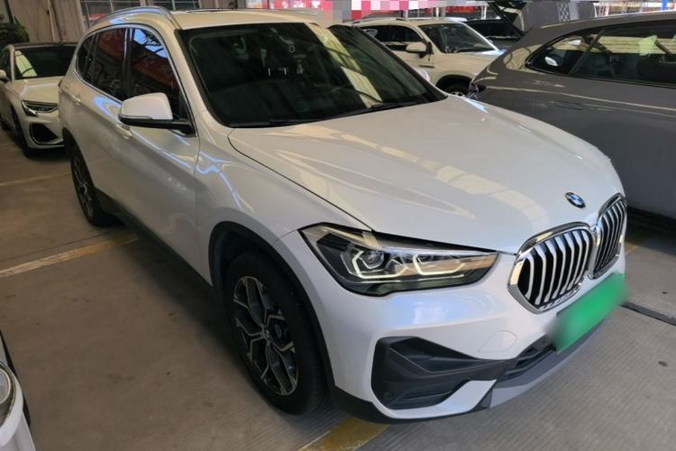 BMW X1 2021 — фото 3