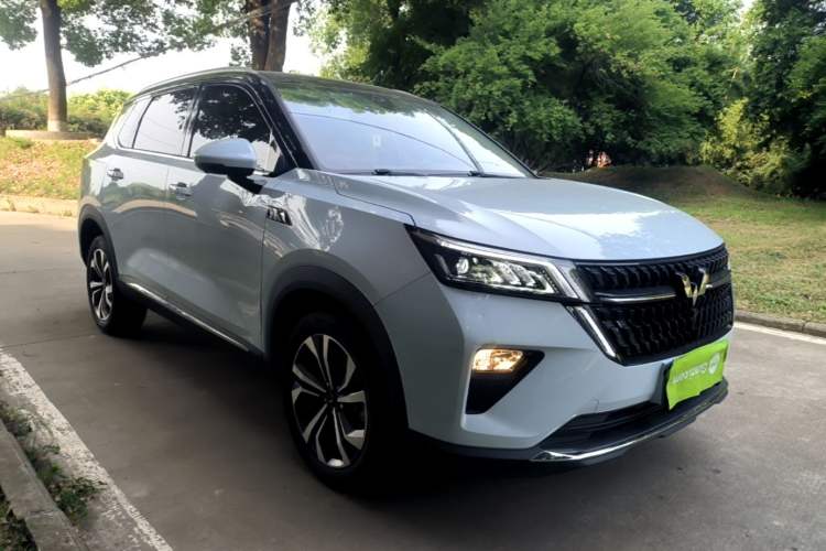 Wuling Asta 2022 — фото 3