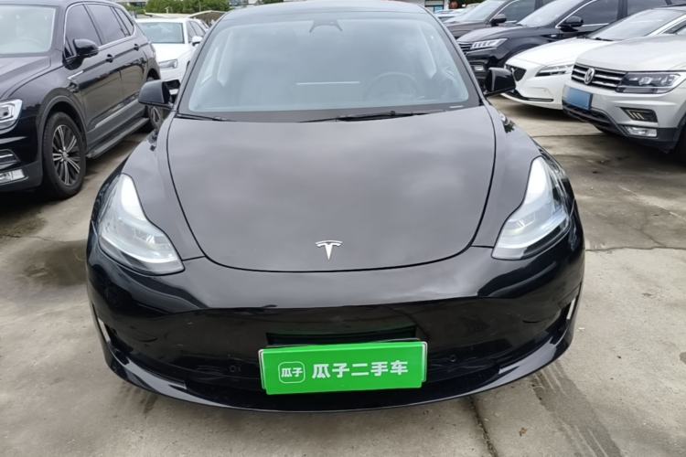Tesla Model 3 2022 — 2
