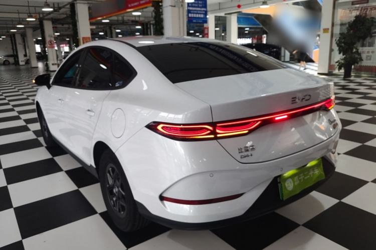 BYD Qin PLUS 2025 — фото 4
