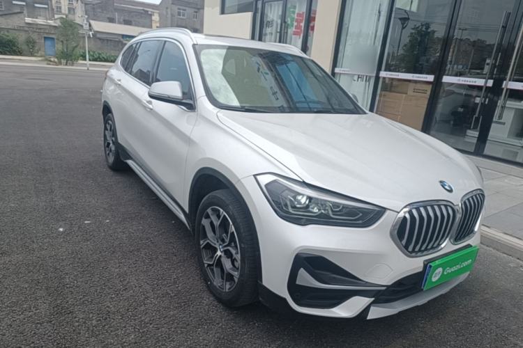 BMW X1 2021 — фото 3