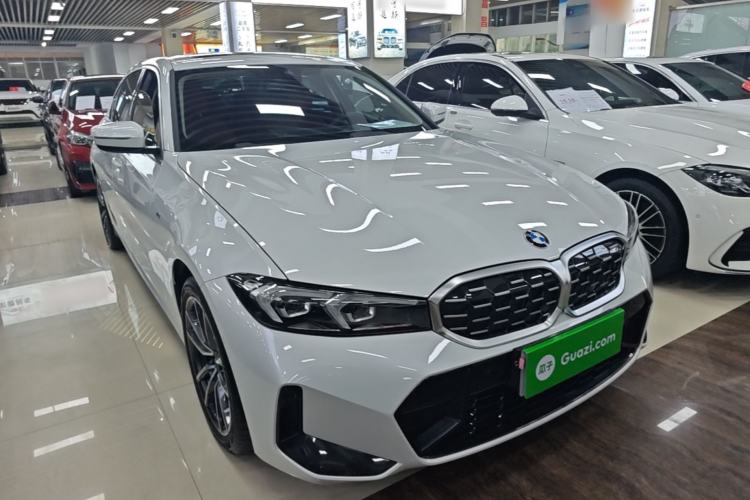 BMW 325Li 2025 — 3