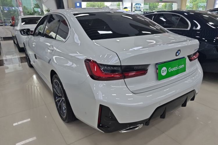 BMW 325Li 2025 — 4