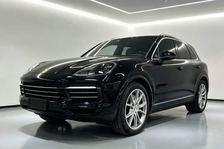 Porsche Cayenne E-Hybrid 2021 — фото 1