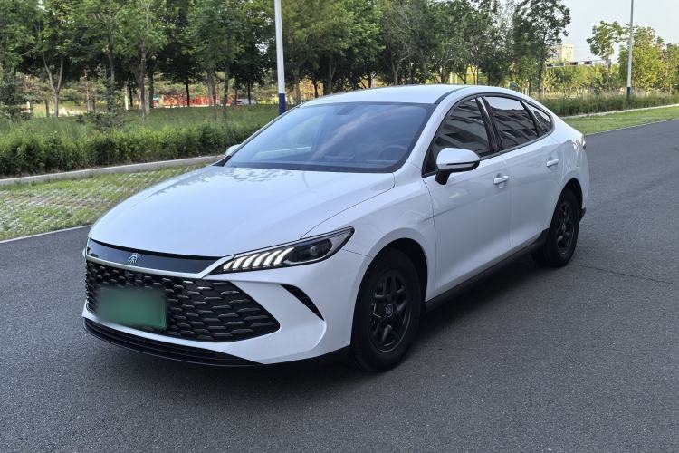 BYD Qin PLUS 2025 — фото 1