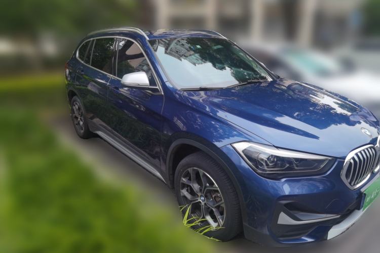 BMW X1 2022 — фото 3