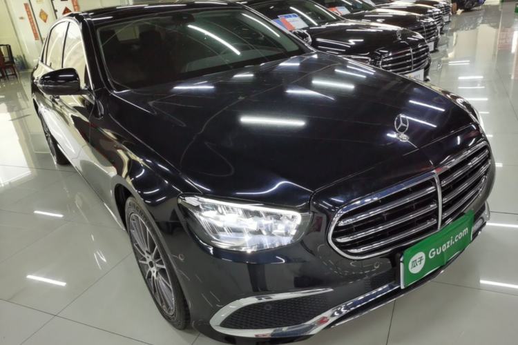 Mercedes-Benz E 260 L 2023 — 3