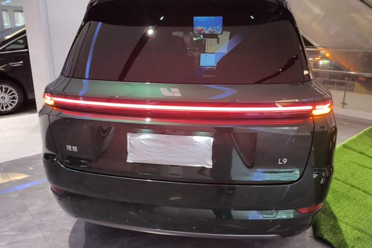 Li Auto L9 2022 — 5
