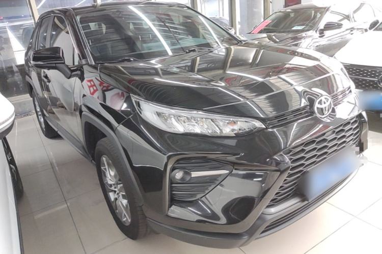 Toyota RAV4 2023 — 3