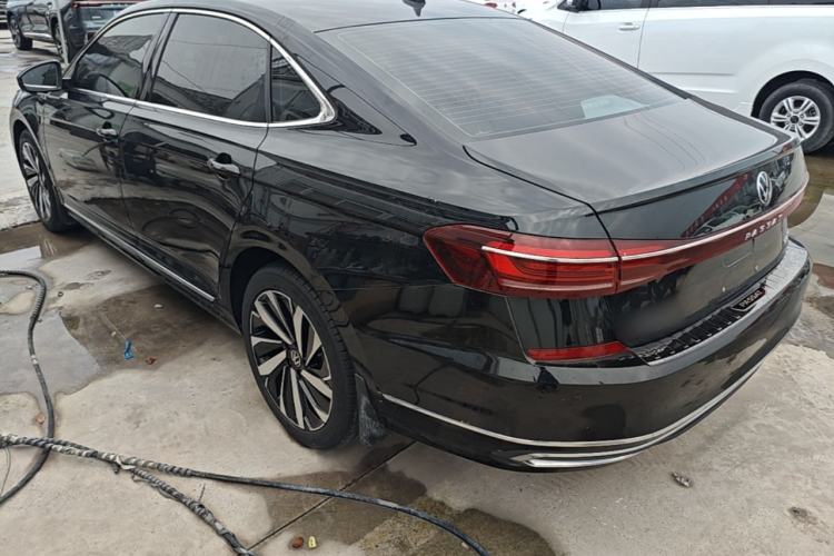 Volkswagen Passat 2024 — 4