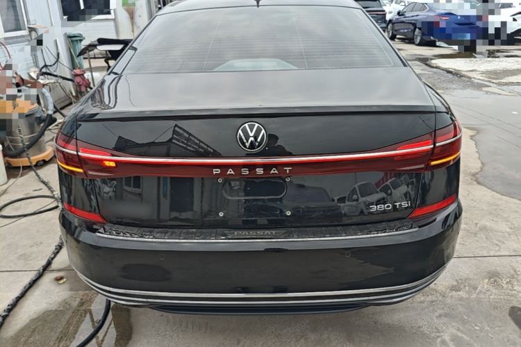 Volkswagen Passat 2024 — 5