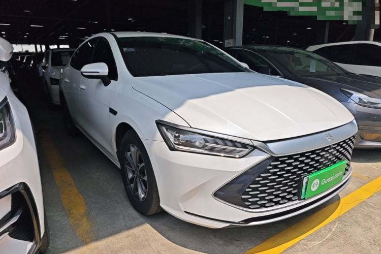 BYD Qin Plus 2023 — фото 3