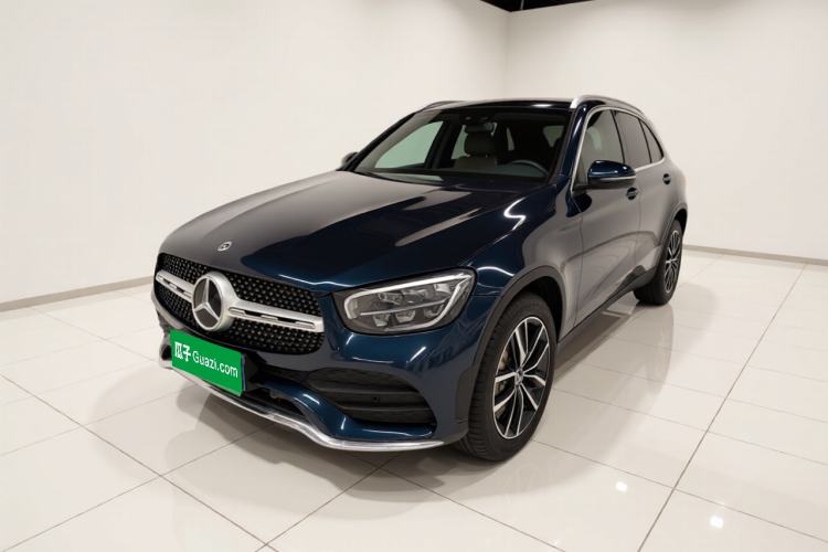 Mercedes-Benz GLC 260 L 2022 — фото 1