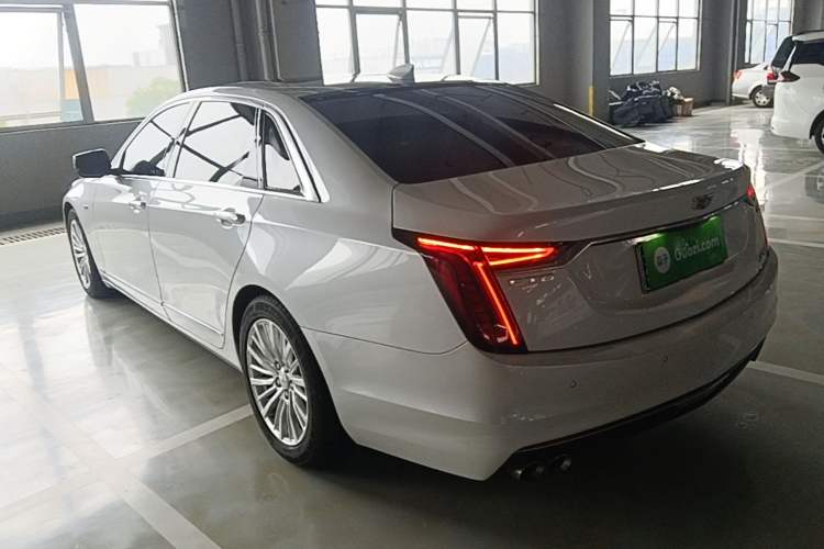 Cadillac ct6 2022 — фото 4