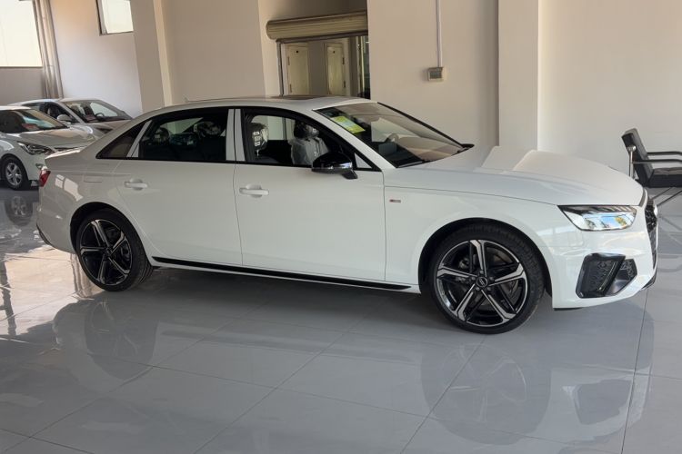 Audi A4 2024 — 4