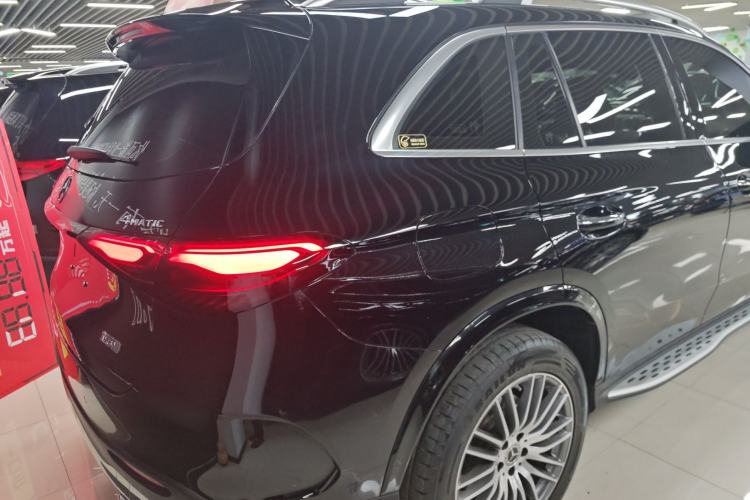 Mercedes-Benz GLC 300 L 2023 — фото 5