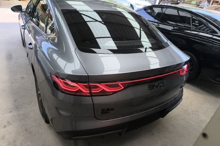 BYD Qin L 2024 — 5