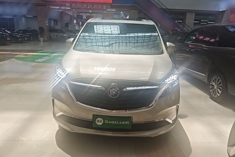 Buick GL8 2020 — 2