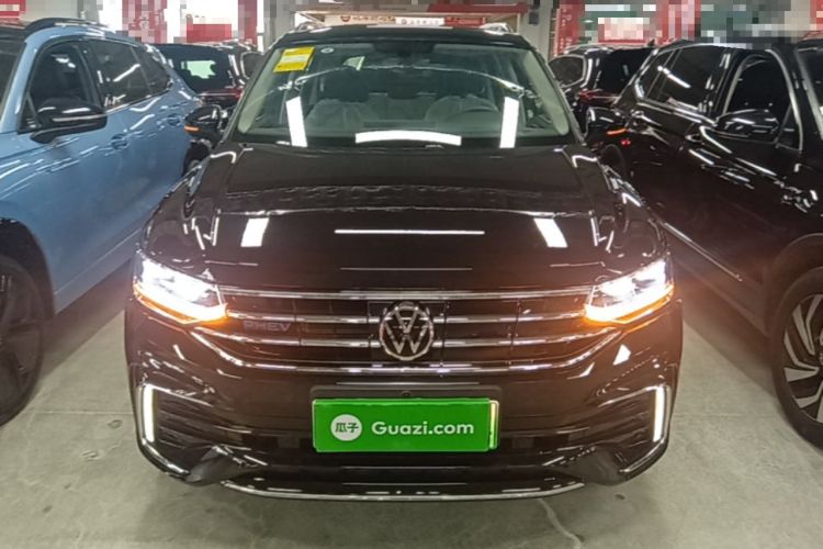 Volkswagen Tiguan L 2023 — 2