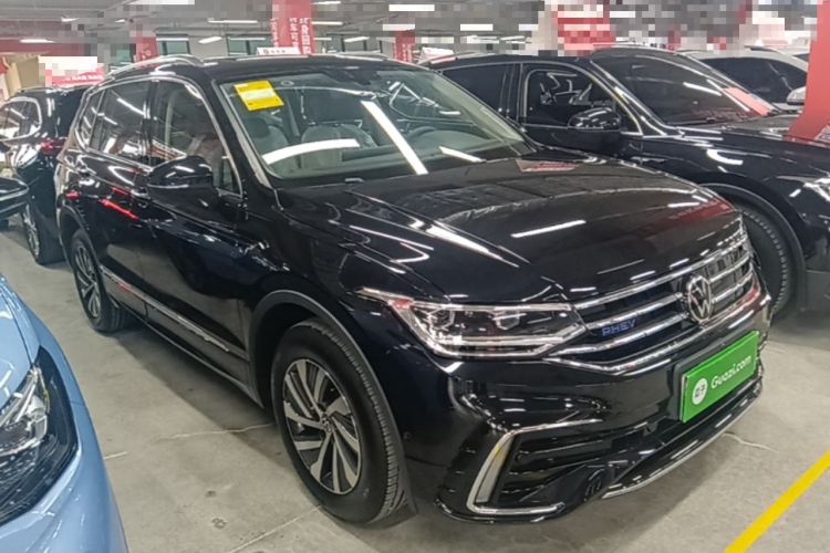 Volkswagen Tiguan L 2023 — 3