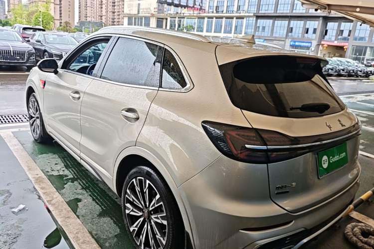 Hongqi HS5 2023 — 4